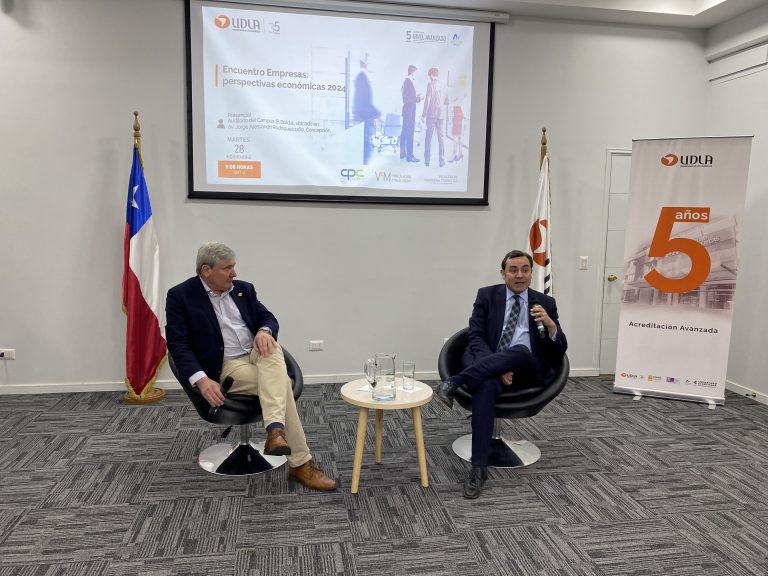 UDLA Sede Concepción analiza las proyecciones económicas de 2024 en la octava versión del Encuentro Empresas
