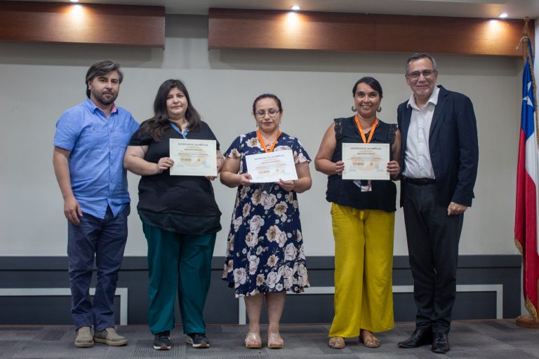 UDLA cierra talleres formativos a funcionarios de salud de Huechuraba en ceremonia de reconocimiento en Campus Providencia