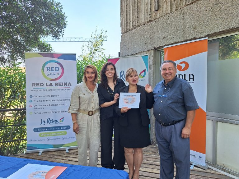 Escuela de Gastronomía y Municipalidad de La Reina conceden certificación a emprendedoras culinarias que fueron parte de la Escuela de Gastronomía Social UDLA