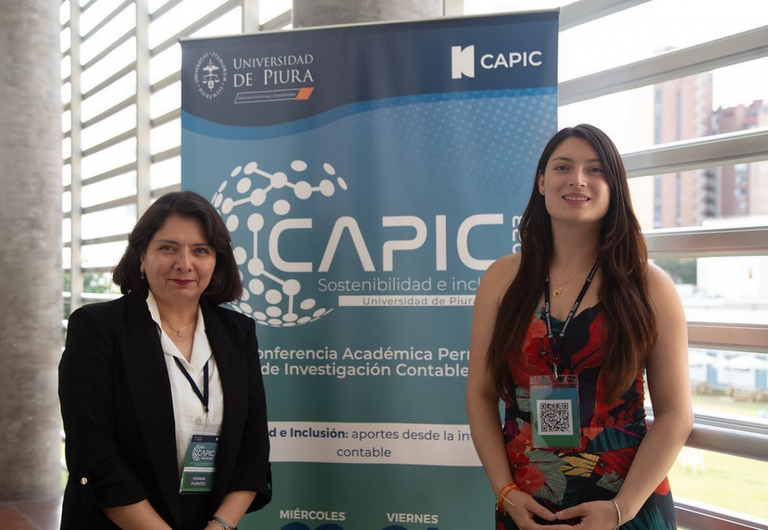 Escuela de Auditoría expone trabajo sobre investigación contable en conferencia internacional realizada en la Universidad de Piura en Perú