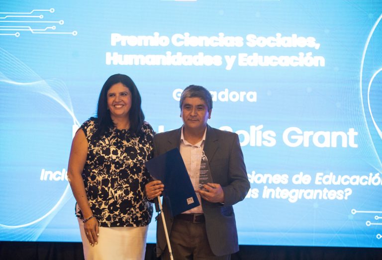 Académico de Pedagogía en Educación Diferencial UDLA recibe reconocimiento por proyecto de investigación que favorece las prácticas inclusivas en instituciones de educación superior