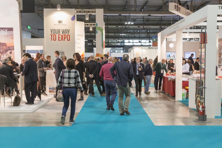 Académico de la Escuela de Hotelería y Turismo UDLA y experto en eventos, comparte claves para el éxito en ferias empresariales