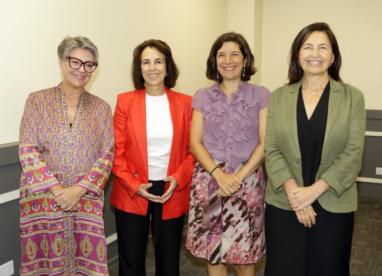 Seminario UDLA: ministra Aisén Etcheverry reflexiona junto a cuatro rectoras sobre los sesgos de género en la academia y la ciencia