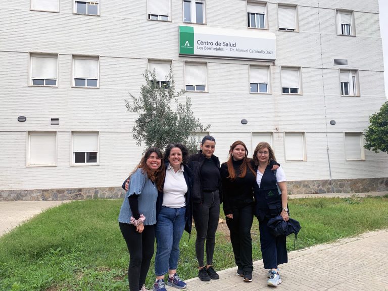 Estudiantes de Terapia Ocupacional de UDLA realizan intercambio y práctica profesional en España