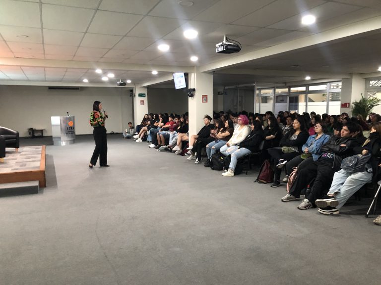 Escuela de Psicología entrega consejos y técnicas para gestionar emociones y potenciar el aprendizaje y el bienestar emocional