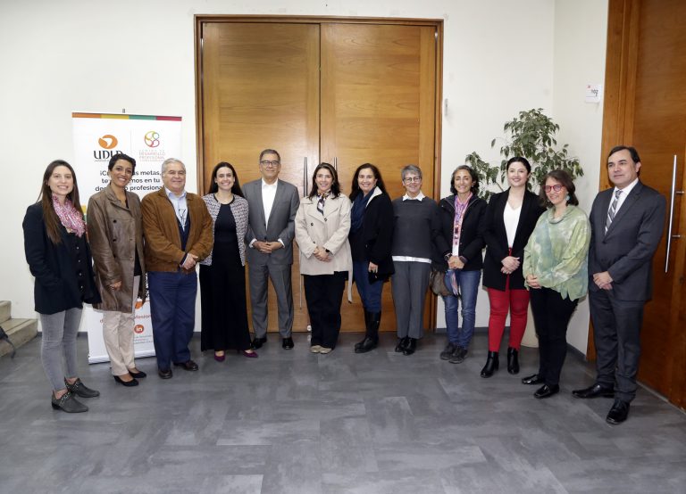 Miembros del Consejo Asesor de Empleabilidad analizan estrategias de vinculación con empleadores en primera sesión 2024