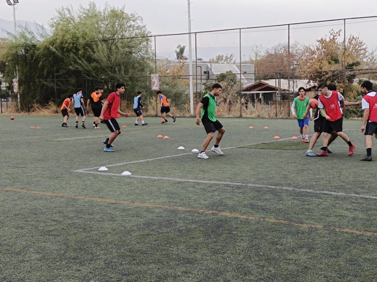 Sede Santiago UDLA da inicio a talleres deportivos del primer semestre