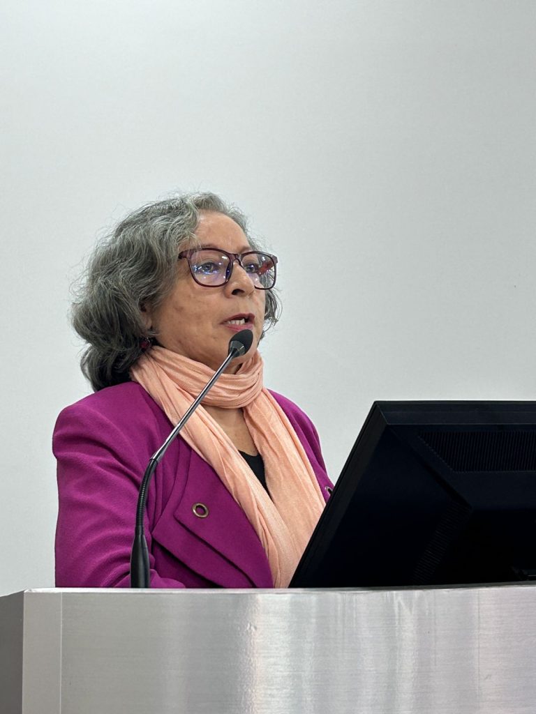 Ciencia Viva 2024: Investigadora del primer probiótico para prevenir el cáncer gástrico en Chile, dicta charla a estudiantes de Sede Concepción UDLA