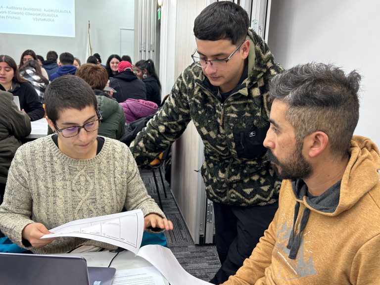 Estudiantes de Ingeniería Comercial de Sede Concepción UDLA inician proyecto de vinculación con emprendedores de las comunas de Florida y Hualpén