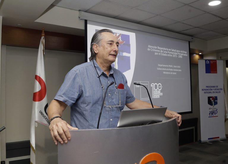 Facultad de Salud y Ciencias Sociales UDLA recibe a Seremi de Salud de la RM para dialogar en torno al Programa de Reparación de Atención Integral en Salud (Prais)