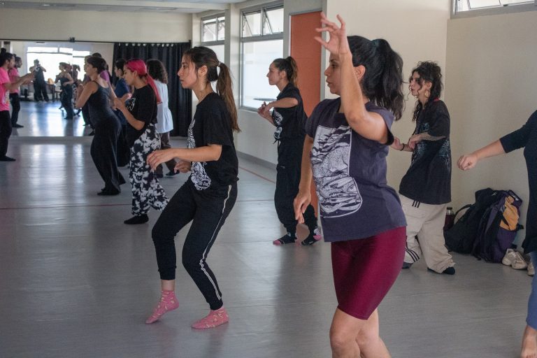 Estudiantes de Intérprete en Danza de UDLA imparten clases abiertas a la comunidad
