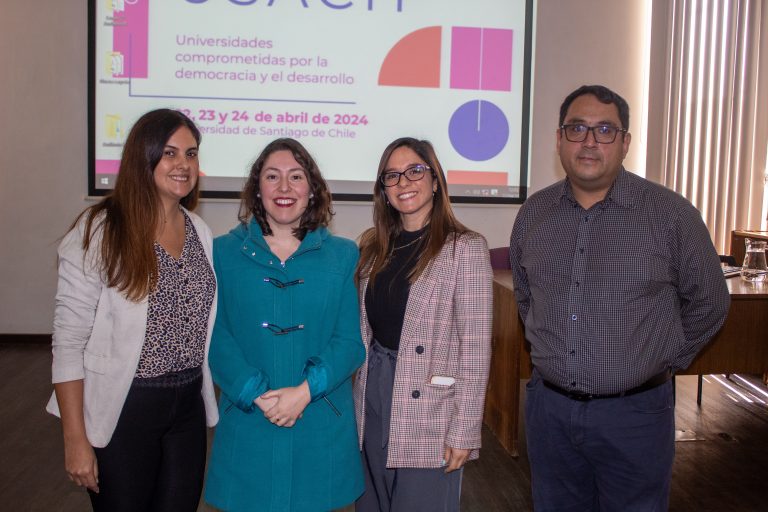 Académicos de Campus Maipú presentan iniciativas de Vinculación con el Medio impulsadas por UDLA en congreso Vincula USACH