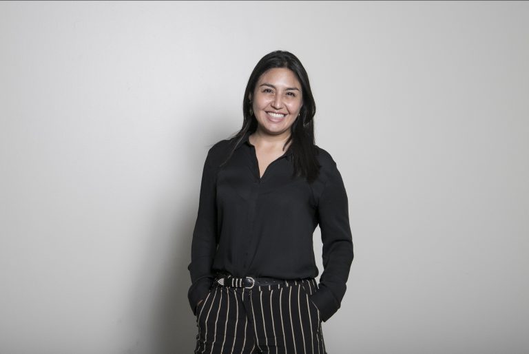 De egresada a nueva Directora de Carrera de Derecho del Campus Santiago Centro: la ascendente historia académica de Helen Araya en UDLA