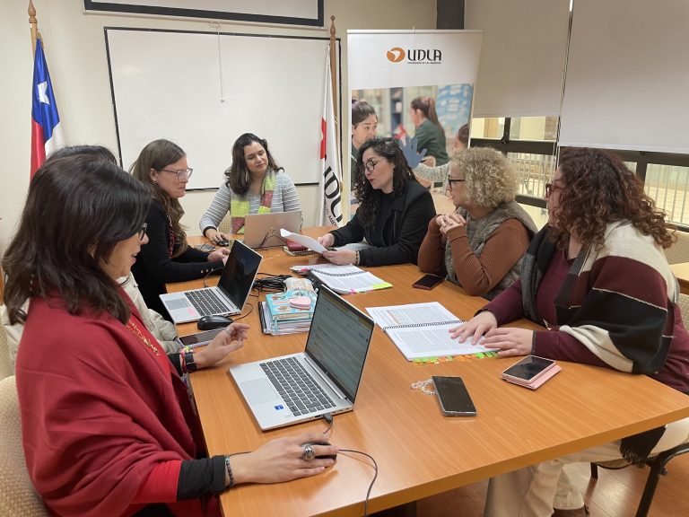 La carrera de Educación Parvularia recibe al comité de pares evaluadores de la CNA en vías de la acreditación