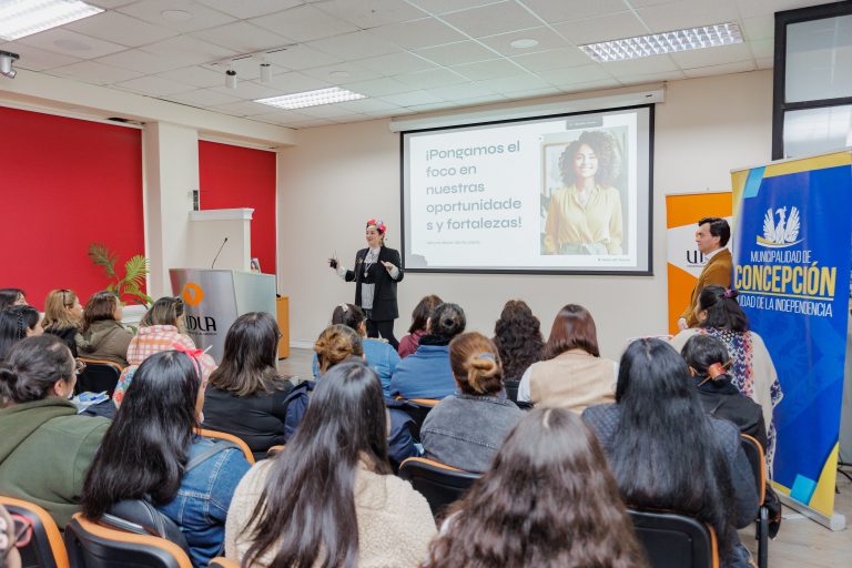 Sede Concepción potencia el emprendimiento femenino en la segunda versión de la Escuela de Formación para Mujeres Emprendedoras