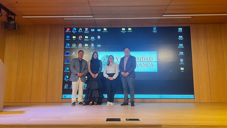 Director de Escuela y académica de Fonoaudiología exponen en el VII Congreso Internacional de Lingüística Clínica realizado en España