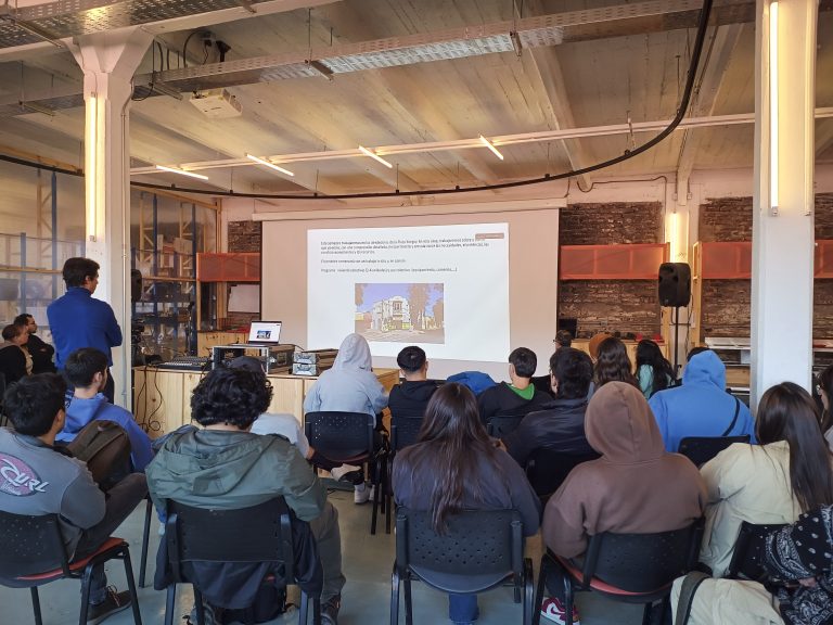 La española, Doctora en Arquitectura, Eva Prats, realiza Charla Magistral para estudiantes de UDLA
