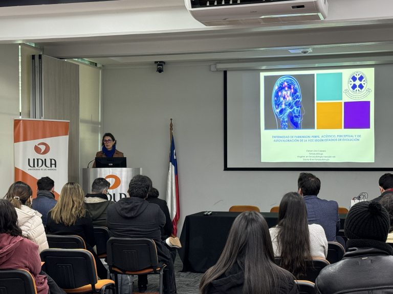 Escuela de Fonoaudiología realiza jornada sobre nuevos avances en la enfermedad de Parkinson