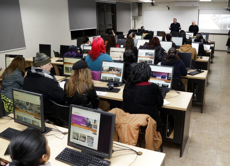 Escuela de Ingeniería Comercial fortalece emprendimientos en segunda edición del Taller de Marketing Digital