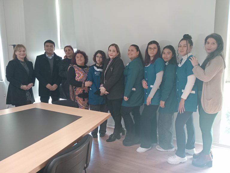 Programa de Acción Comunitaria de la carrera de Pedagogía en Educación Diferencial inicia voluntariado en Sanatorio Marítimo de Viña del Mar