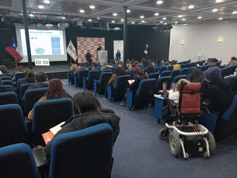 Seminario organizado por la carrera de Psicología aborda las temáticas de discapacidad e inclusión desde la investigación y prácticas inclusivas
