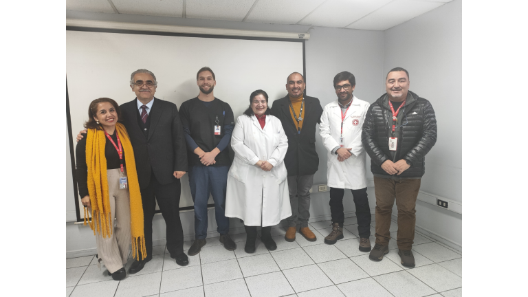 Académico de la Escuela de Enfermería dicta cátedra sobre humanización en ex Posta Central