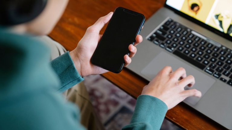 UDLA refuerza la inserción laboral con ciclo de talleres virtuales