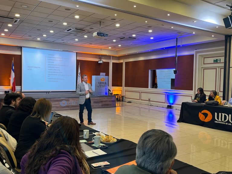 Facultad de Comunicaciones y Artes realiza Consejo Ampliado del segundo semestre 2024