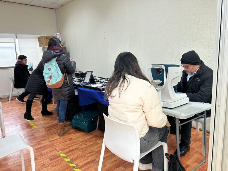 Dirección de Asuntos Estudiantiles de Campus Los Castaños realiza operativo oftalmológico para promover la salud visual