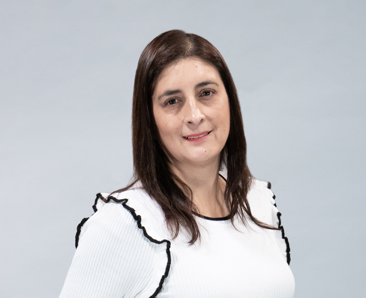 Académica de UDLA explora los beneficios del ajedrez en las  habilidades matemáticas