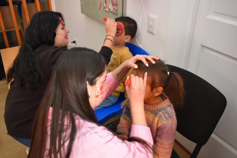 Voluntarios de Sede Concepción celebran Día de la Niñez en Residencia El Arrullo de Concepción