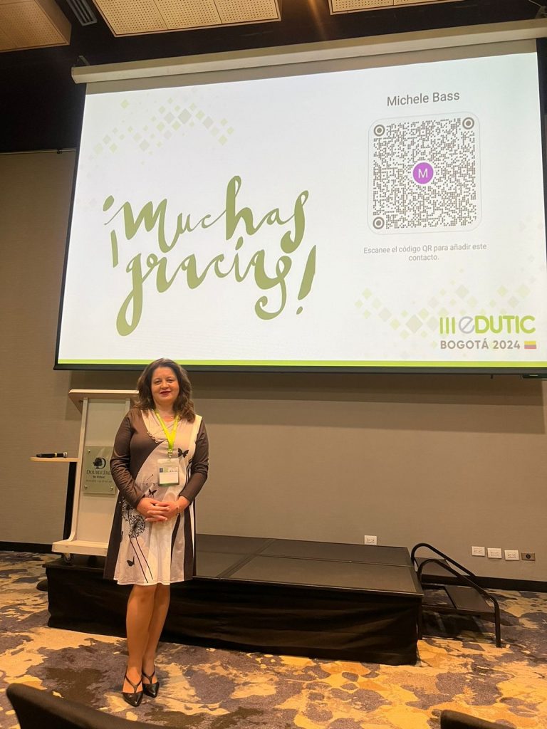 Directora General de eCampus participa en seminario internacional sobre innovación educativa y tecnología en Colombia