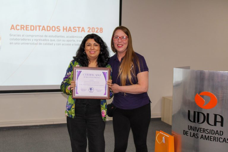 UDLA certifica a mujeres de agrupación Afibropuente tras finalizar talleres interdisciplinarios en Campus La Florida
