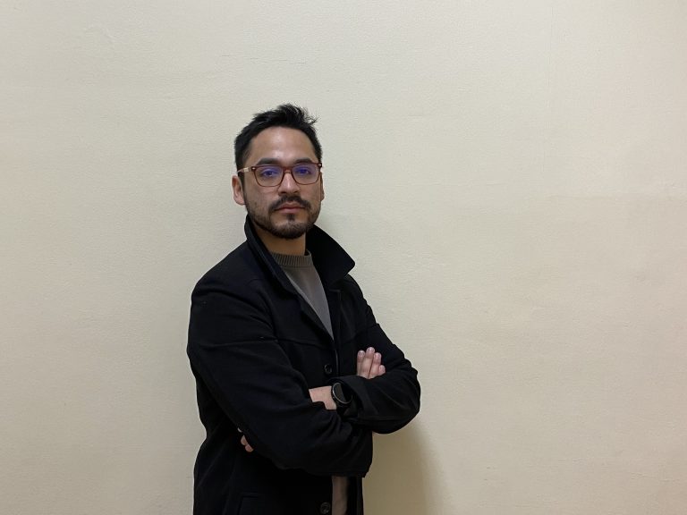 Académico de Sede Concepción presenta estudio sobre priming sintáctico en conferencia de la Universidad de Edimburgo