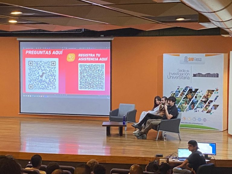 Jorge Olivares, académico investigador de Pedagogía en Educación Física, participa en congreso de motricidad en Colombia