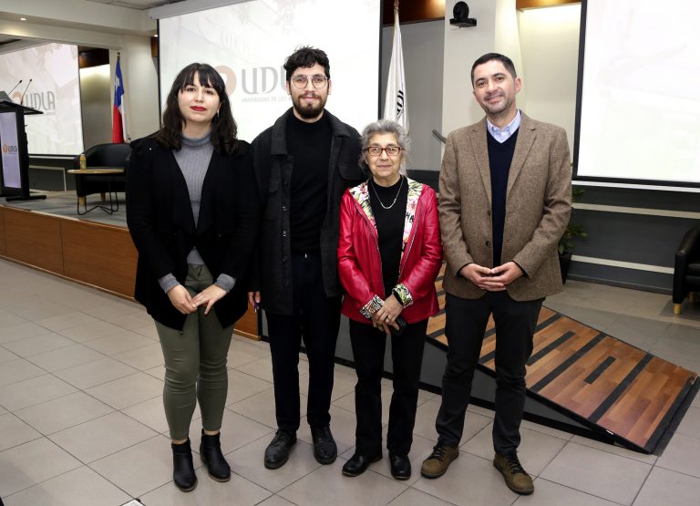 Escuela de Psicología realiza encuentro de egresados con charla sobre intervención en contextos de crisis