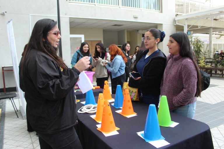 DAE de Campus Los Castaños junto con Senda organiza “Rincón de bienestar previo a Fiestas Patrias