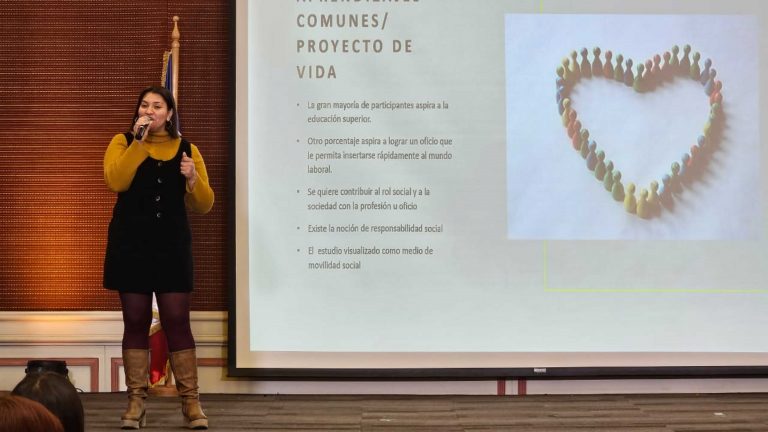 UDLA y el Instituto San Miguel de Colina celebran cierre del Proyecto de Fomento Comunitario y Diálogo