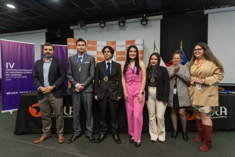 Culminan los torneos de Litigación y Debate con valiosa retroalimentación de jueces a los estudiantes