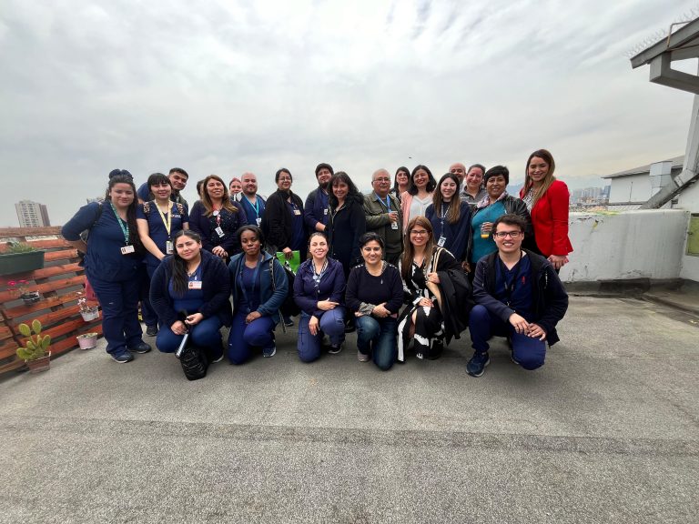 Facultad de Salud y Ciencias Sociales refuerza lazos de colaboración con Hospital San Juan de Dios