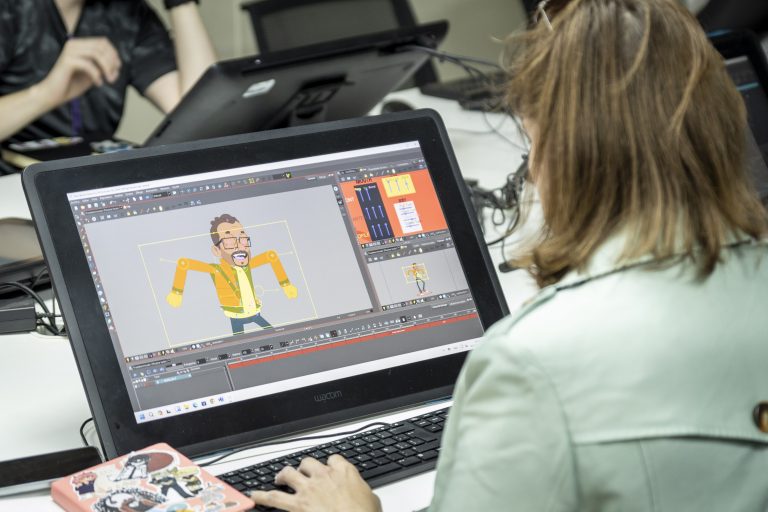 Youtuber mexicano realiza workshop a egresados y académicos de la Escuela de Animación Digital