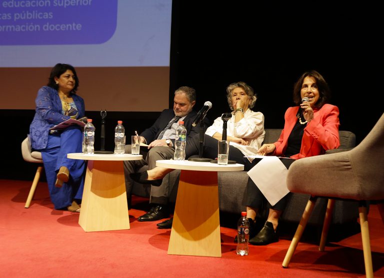 Rectora Pilar Romaguera plantea desafíos  para fortalecer la formación pedagógica en Chile en seminario de la Corporación de Universidades Privadas (CUP)