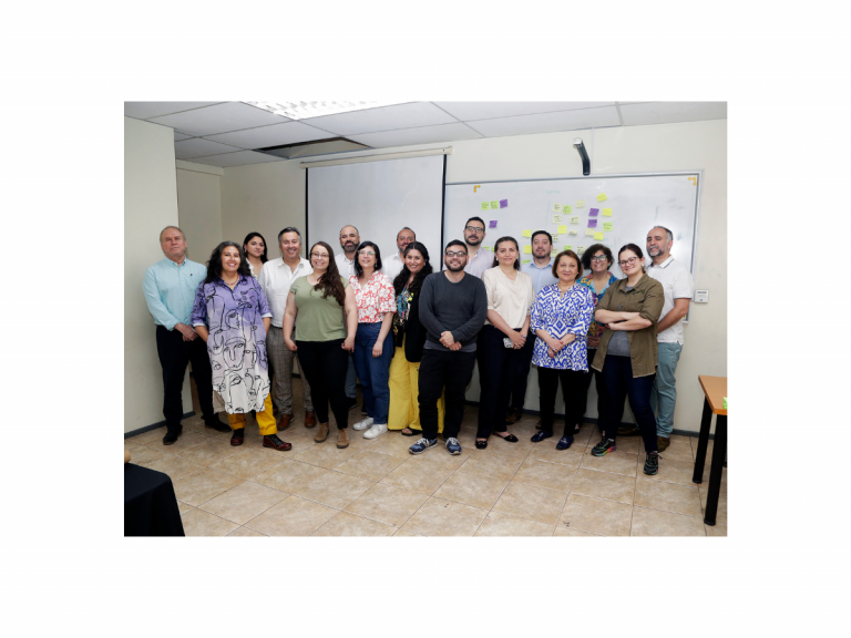 UDLA realiza Talleres de Innovación y Prototipado para potenciar el desarrollo de metodologías de enseñanza de base tecnología