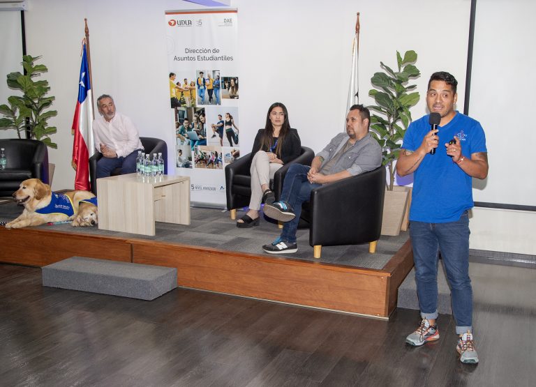 Sede Santiago organiza Seminario de Inclusión y Neurodivergencia en Instituciones de Educación Superior