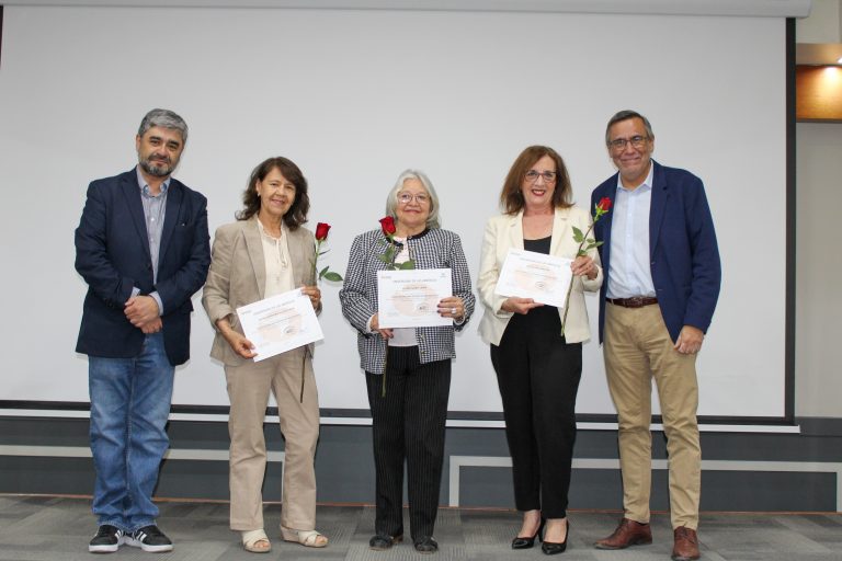 En Campus Providencia culminan escuelas para adultos mayores y cuidadores