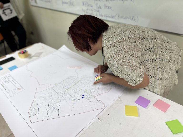 UDLA y comunidad de Maipú destacan sitios de memoria en mapa de la comuna