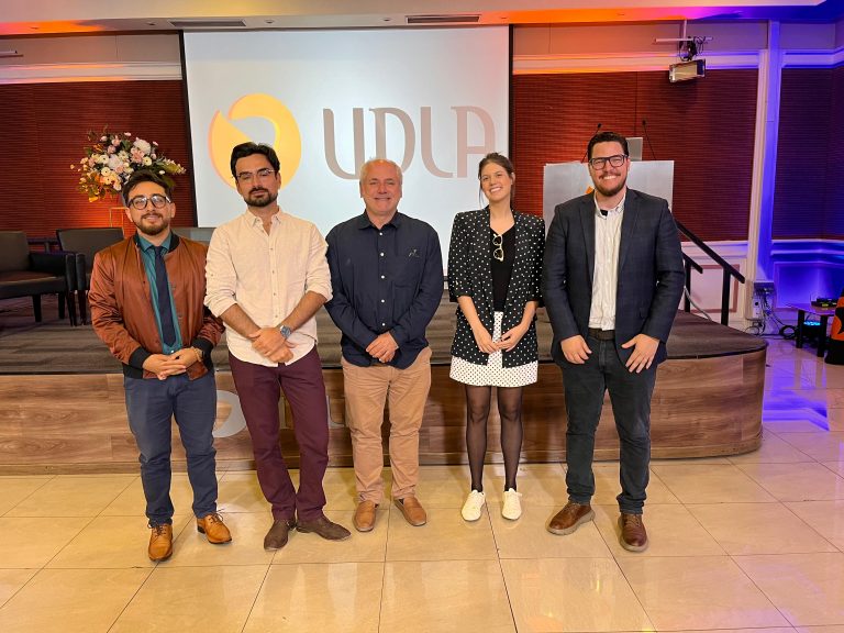 Departamento de Salud y Desarrollo Comunitario UDLA realiza jornada para compartir experiencias de investigación