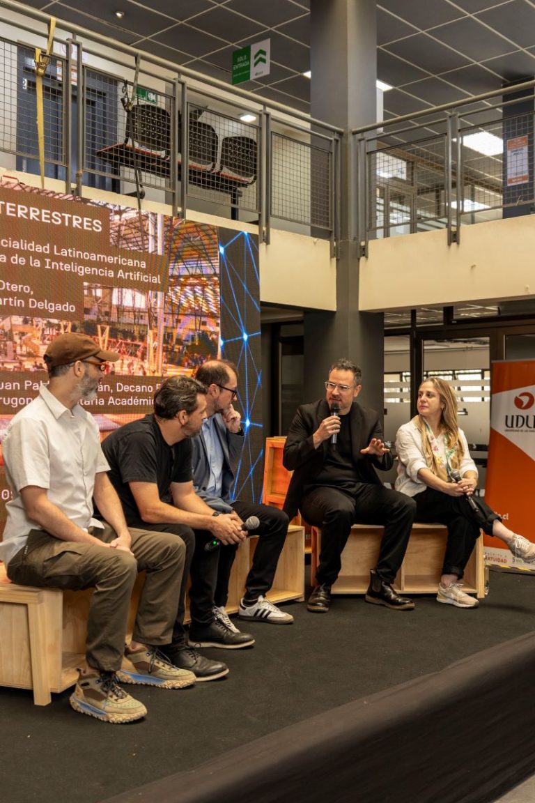 Arquitectos internacionales debaten sobre las implicancias de la Inteligencia Artificial y la espacialidad en América Latina