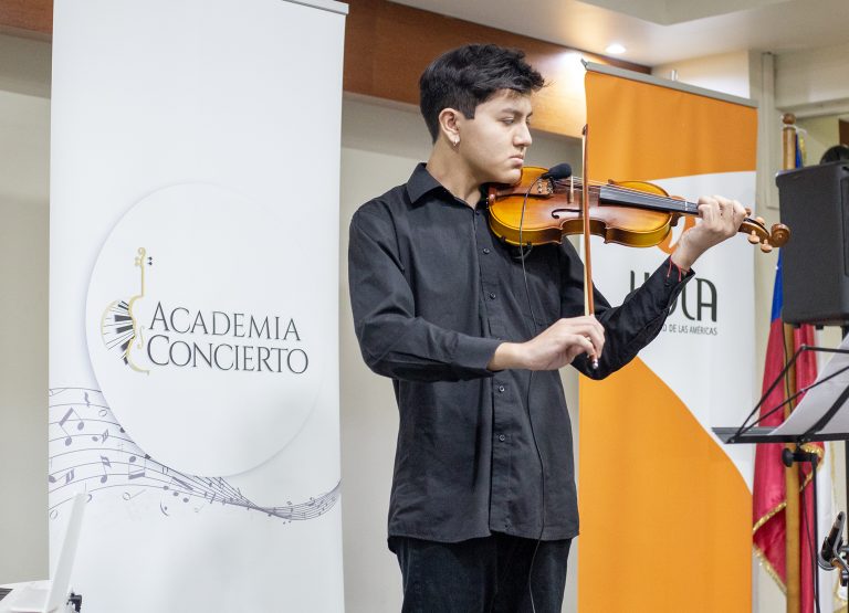 Auditorio del Campus Providencia se llena de música a través de la Academia Concierto