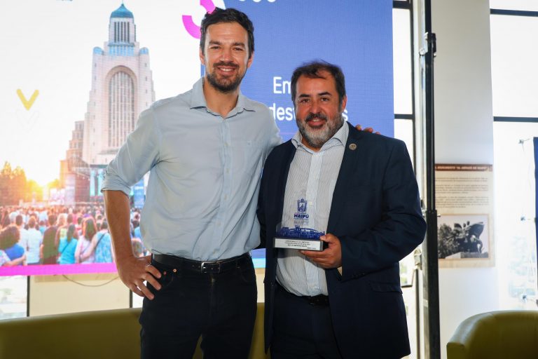 UDLA es reconocida nuevamente en el Encuentro de Cooperación Público Privada Maipú 2024